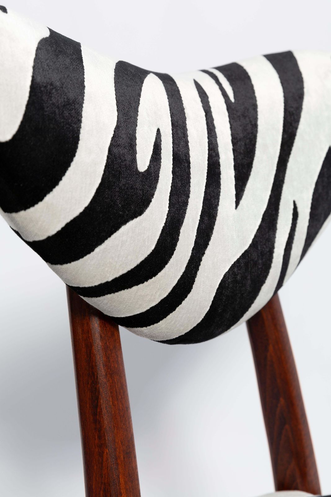 Set Of Twelve Mid Century Zebra Black And White Heart Chairs, Poland, 1960s photo Furniture