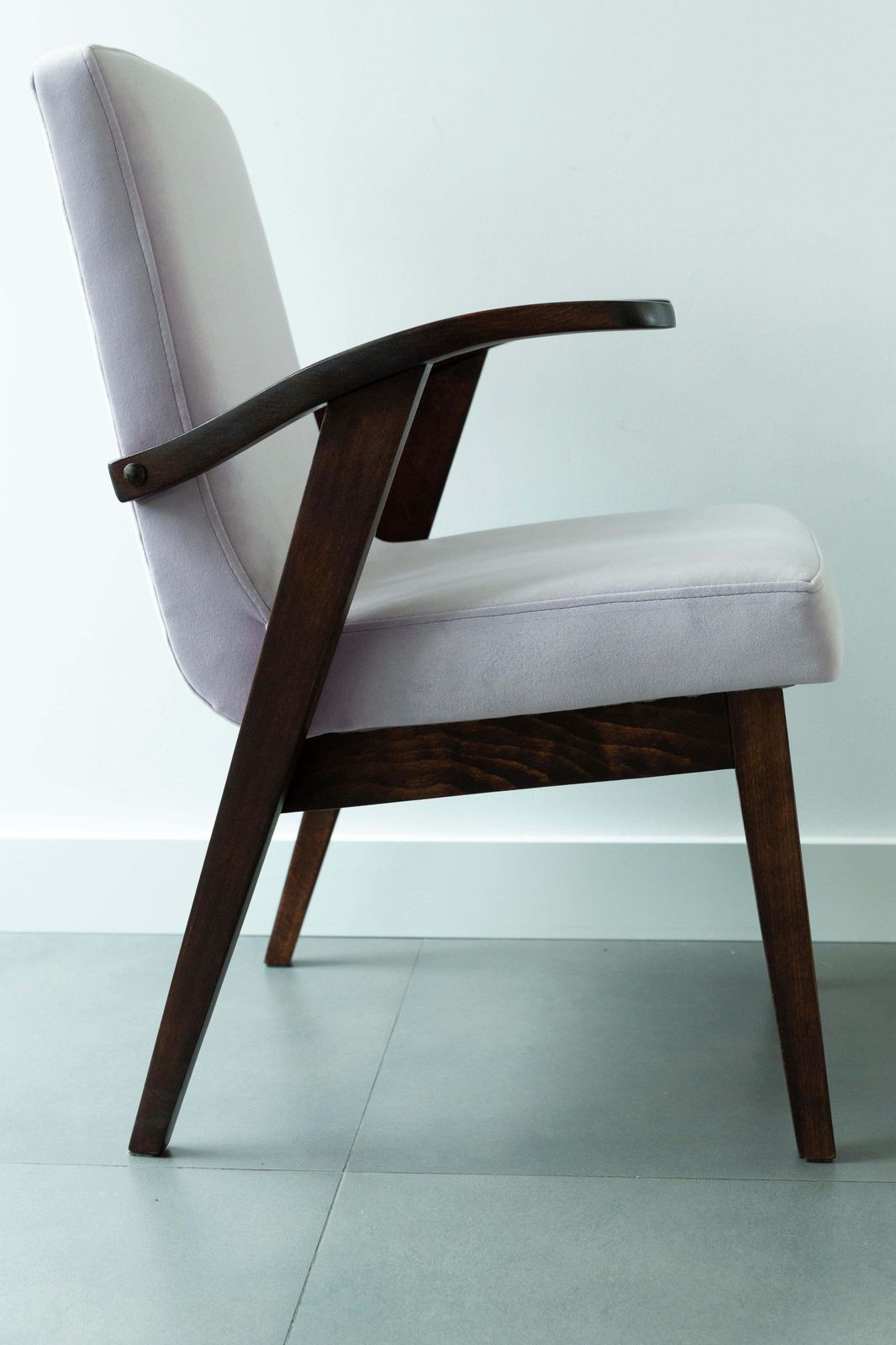 Vintage Lichtviolette Fauteuil Van Mieczyslaw Puchala, Ca. Jaren 1960 photo 850.0