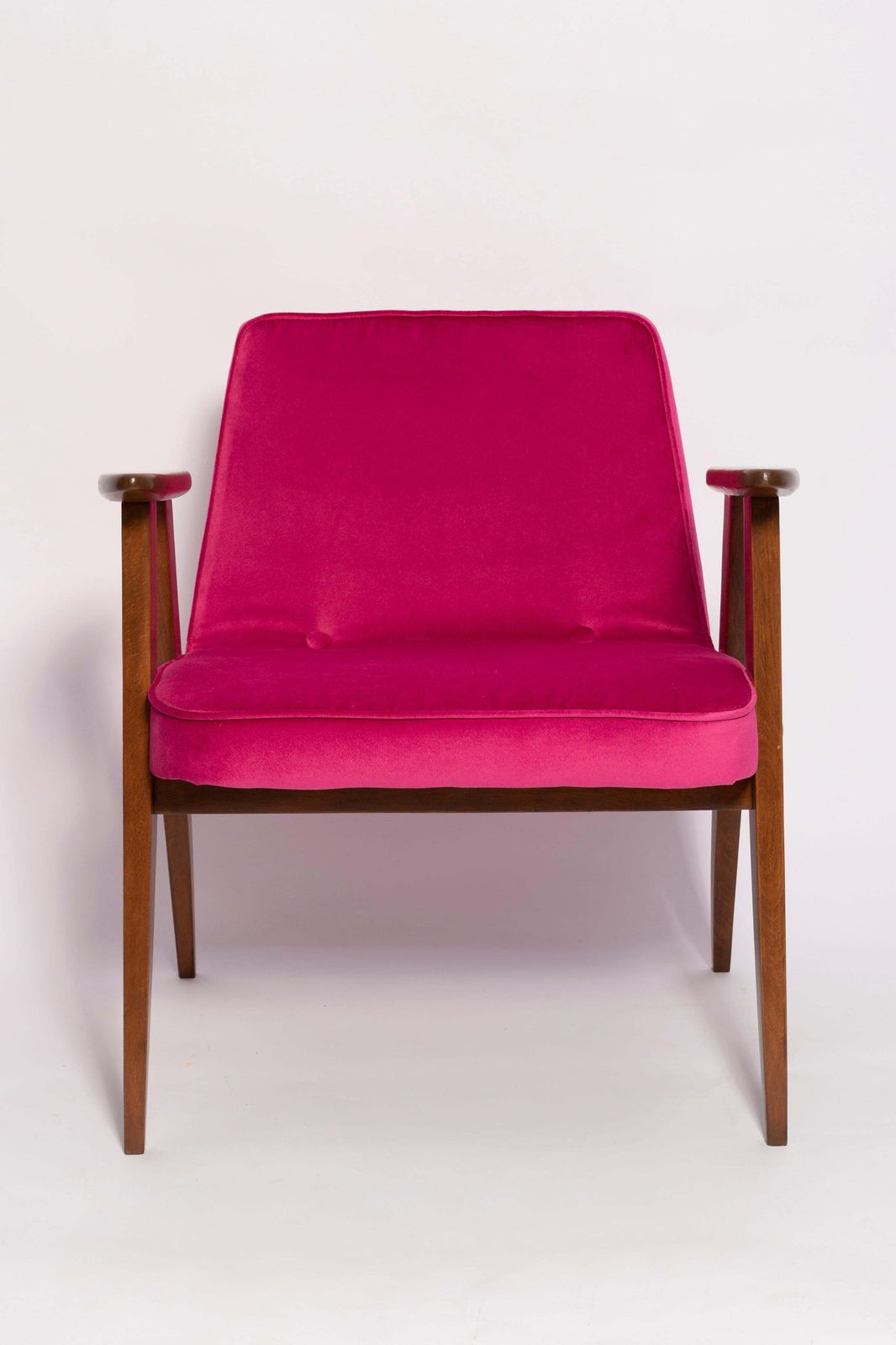 Meubels Mid Century 366 Fauteuil In Roze Fluweel, Door Jozef Chierowski, Europa, Ca. Jaren 1960 photo