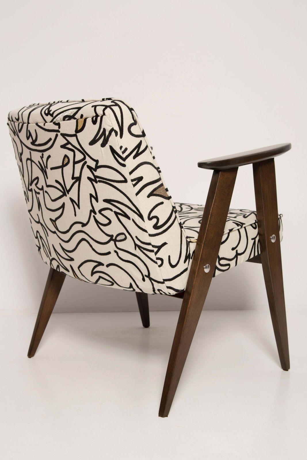 photo furniture Mid Century 366 Fauteuil In Licht Linnen, Door Jozef Chierowski, Polen, Jaren 1960
