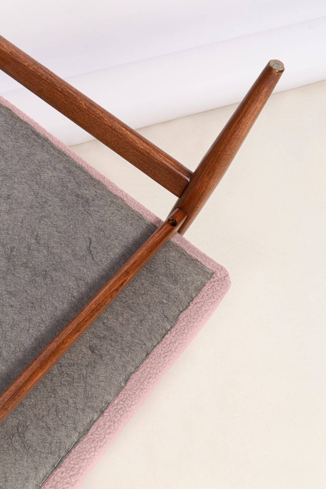 photo vinterior Dusty Pink Bouclé Dante Armchair, H. Lis, Europe, 1960s