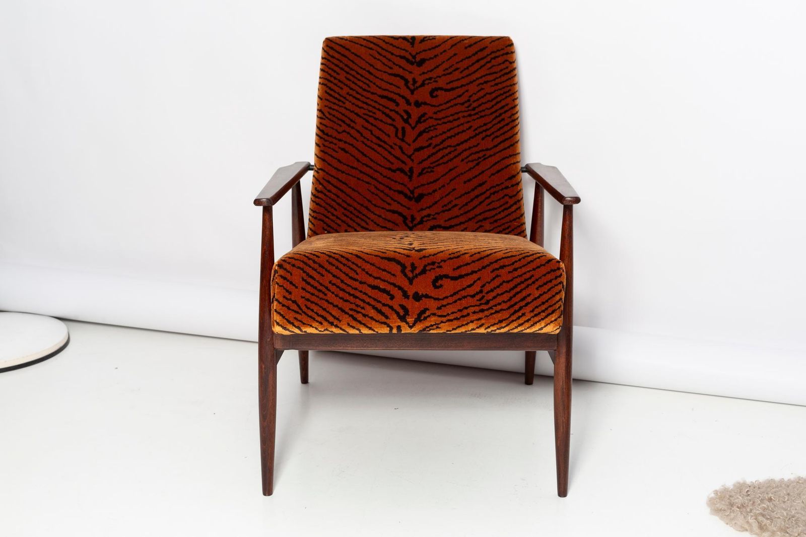 Mid Century Dedar Tiger Velvet Dante Armchair, H. Lis, Europe, 1960s photo vinterior