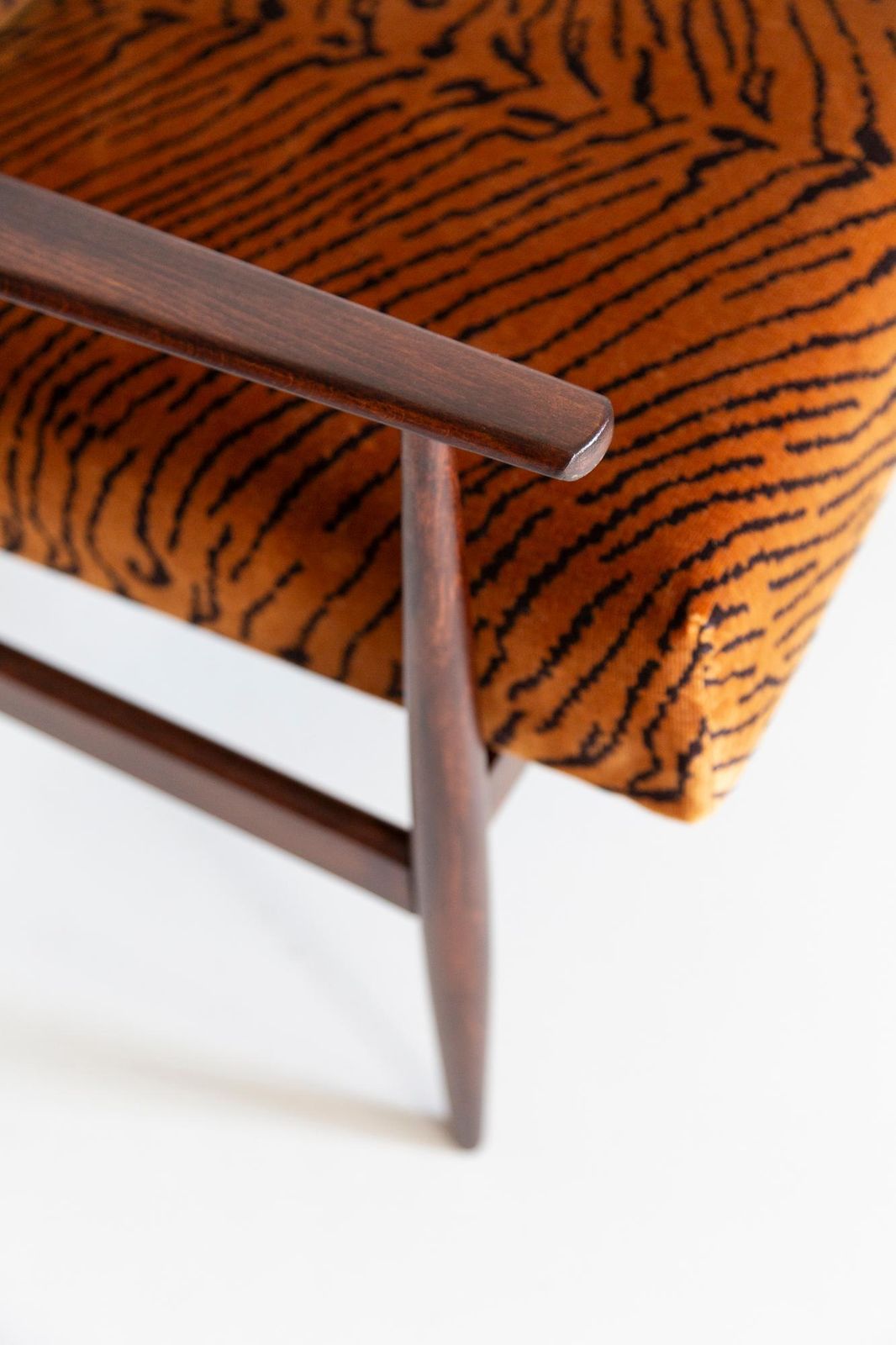 photo vintage Mid Century Dedar Tiger Velvet Dante Armchair, H. Lis, Europe, 1960s