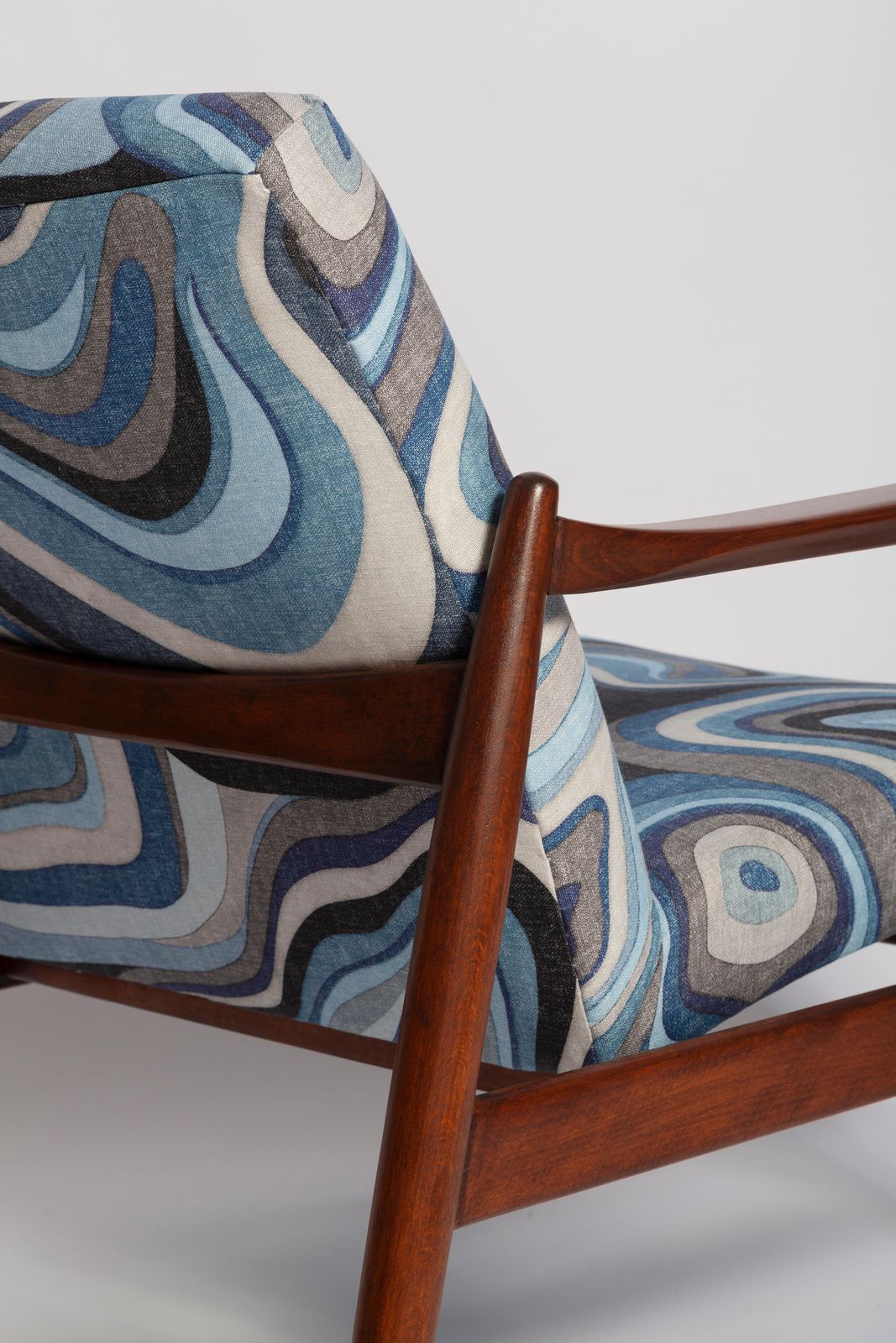 Set Van Blauwe Linnen Mid Century Gfm64 Fauteuil En Bijbehorende Stoel, E. Homa, Europa, Ca. Jaren 1960 photo vinterior