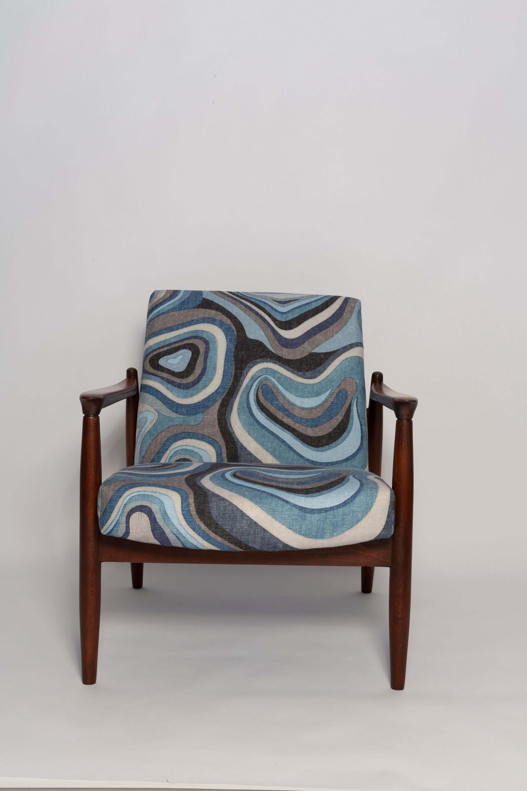 photo furniture Set Van Blauwe Linnen Mid Century Gfm64 Fauteuil En Bijbehorende Stoel, E. Homa, Europa, Ca. Jaren 1960