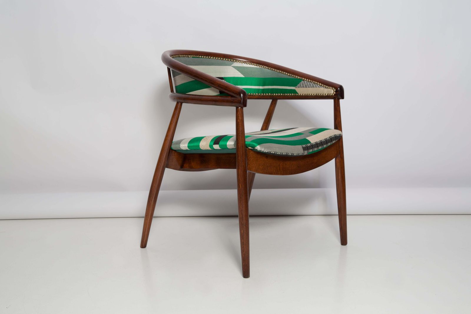 Mid Century Radomsko B 3300 Fauteuil, Dedar Babelia Jacquard, Jaren 1960, Europa photo Meubels