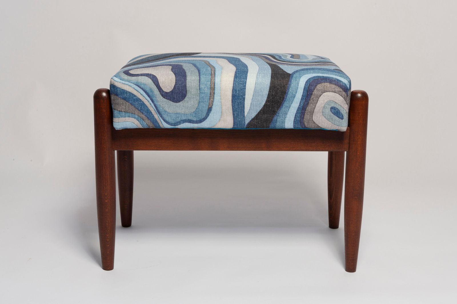 photo vinterior Set Van Blauwe Linnen Mid Century Gfm64 Fauteuil En Bijbehorende Stoel, E. Homa, Europa, Ca. Jaren 1960