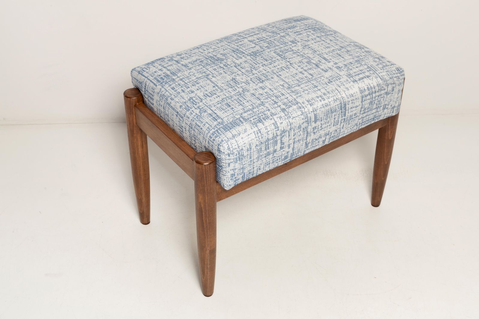 Midcentury Vintage White And Blue Linen Stool, Edmund Homa, Europe, 1960s photo vinterior