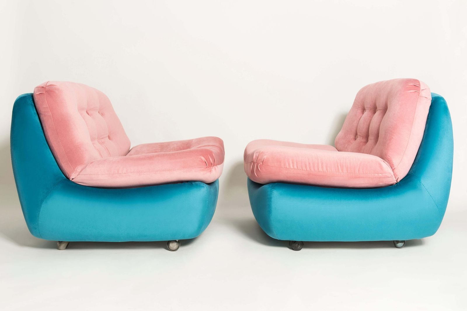 Two 20th Century Vintage Pink And Blue Atlantis Armchairs, 1960s photo Furniture