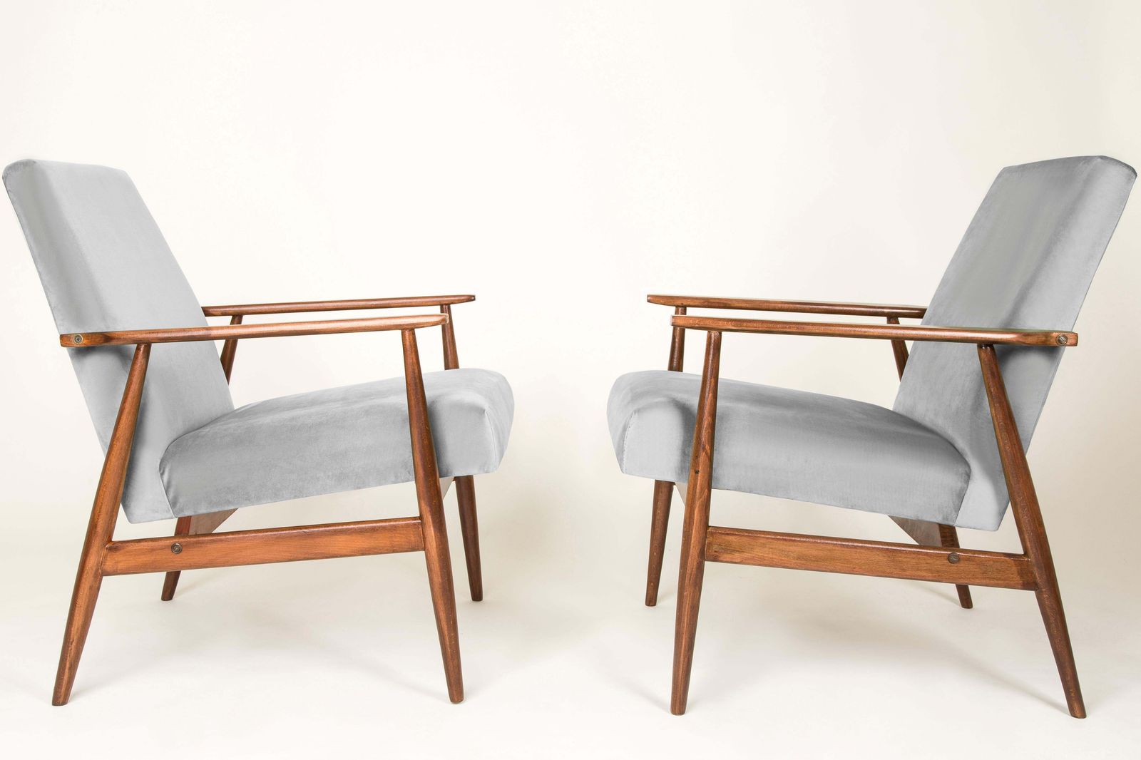 20th Century Pair Of Light Gray Dante Armchairs, H. Lis, 1960s photo furniture