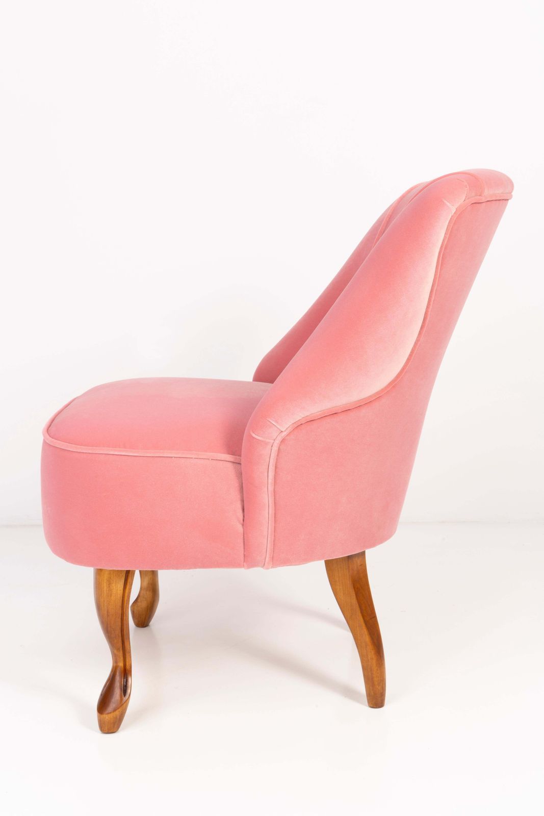 photo furniture Set Of Two 20th Century Art Deco Baby Pink Armchairs, 1950s