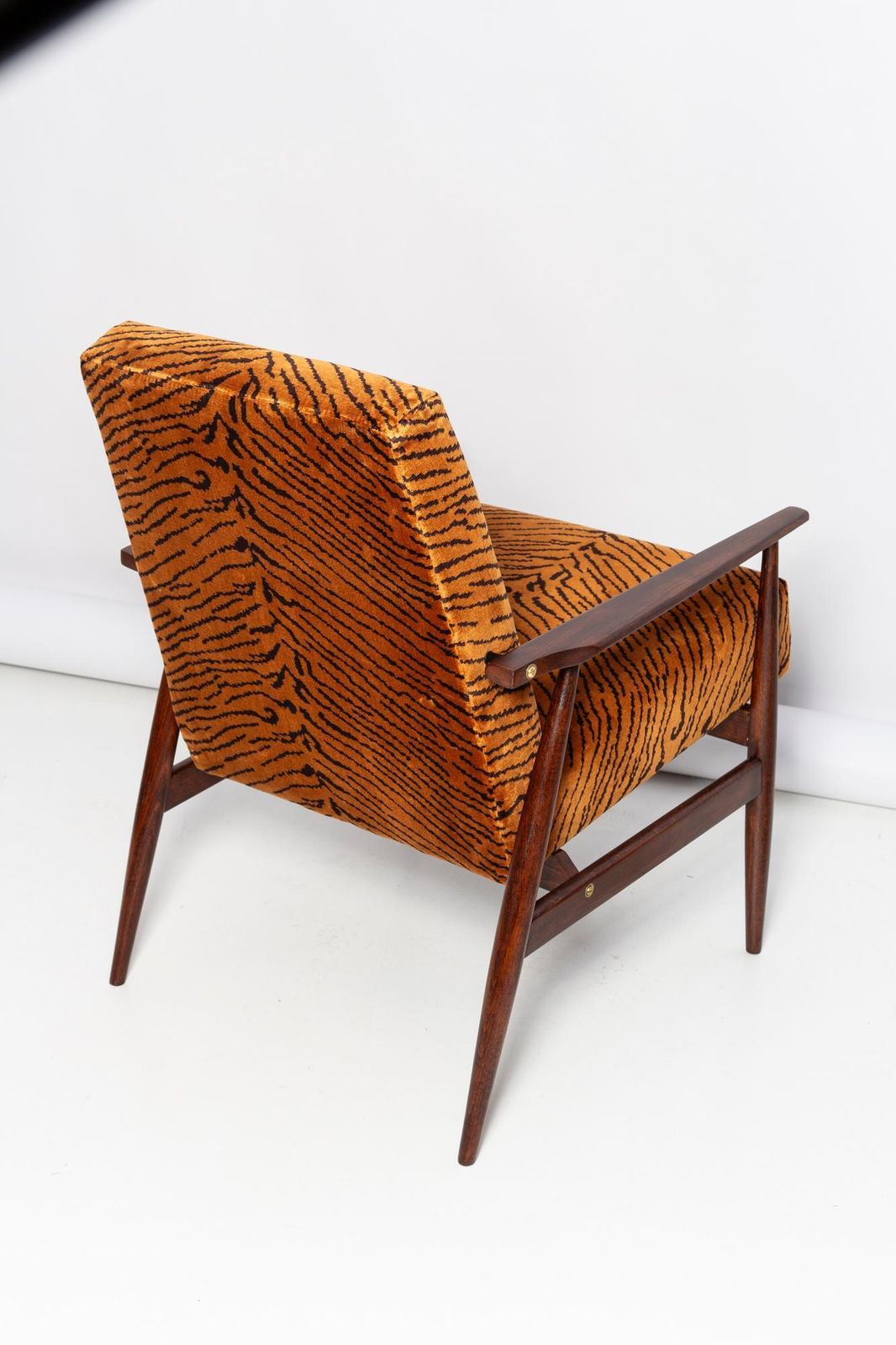 Paar Mid Century Dedar Tiger Velvet Dante Fauteuils, H. Lis, Europa, Jaren 1960 photo vintage