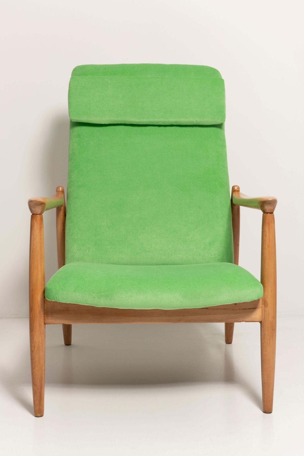 photo vintage Set Van Twee Lichtgroene Velvet Fauteuils, Gfm 64 High, Edmund Homa, Jaren 1960