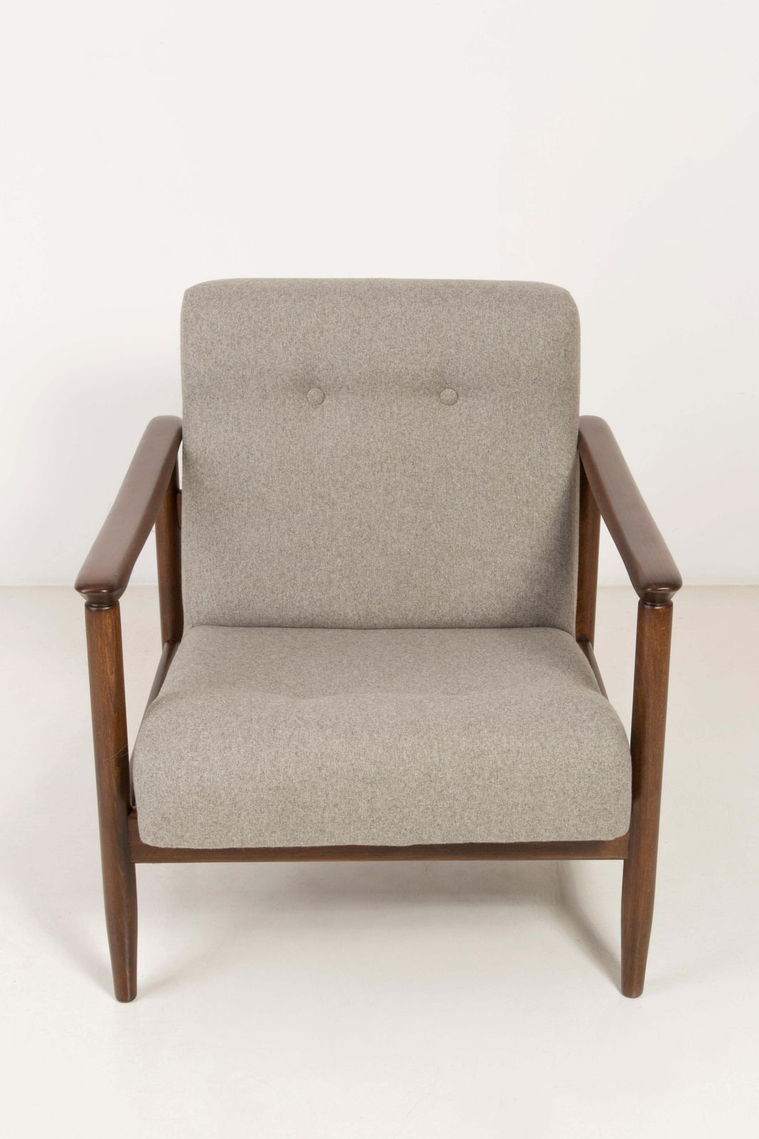 3061.0 Pair Of Beige Armchairs, Edmund Homa, Type Gfm 142, 1960s, Poland photo