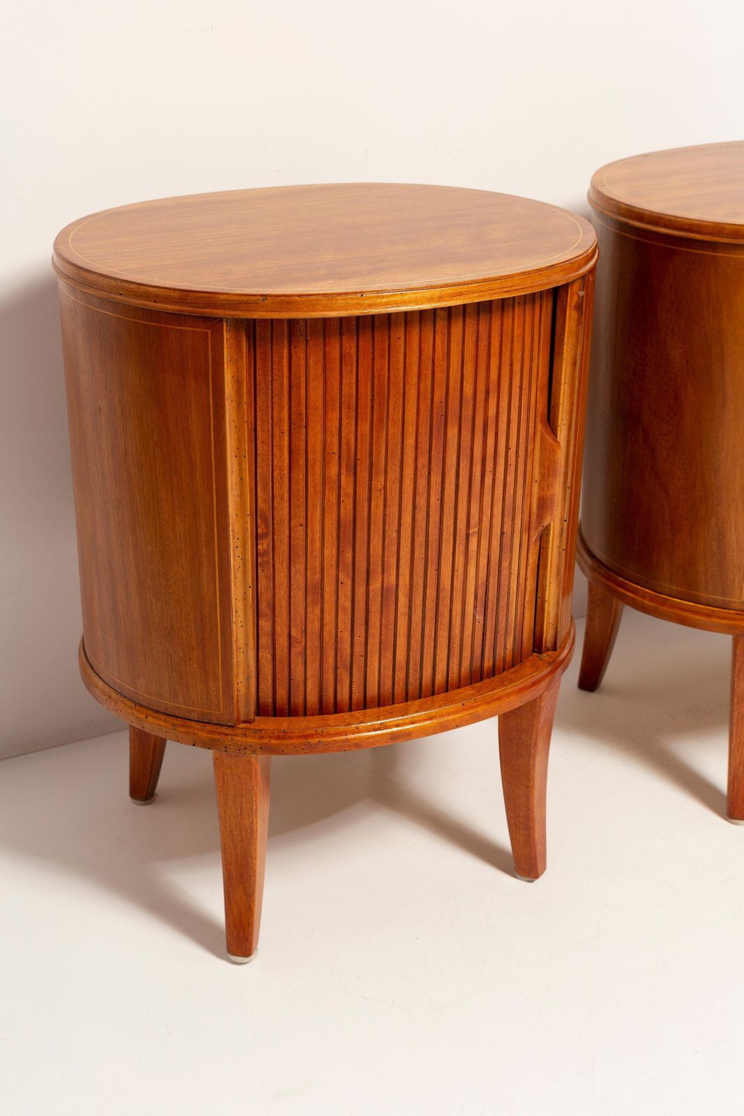 Set van twee mid-century vintage nachtkastjes, hout, Europa, jaren 1960 photo 2041.0