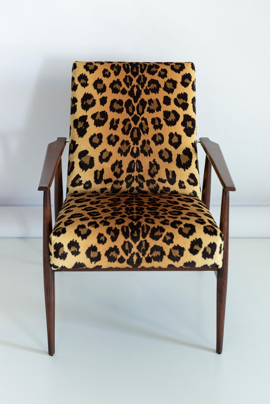 photo for sale Set Of Four Midcentury Leopard Print Velvet Dante Armchairs, H. Lis, 1960s