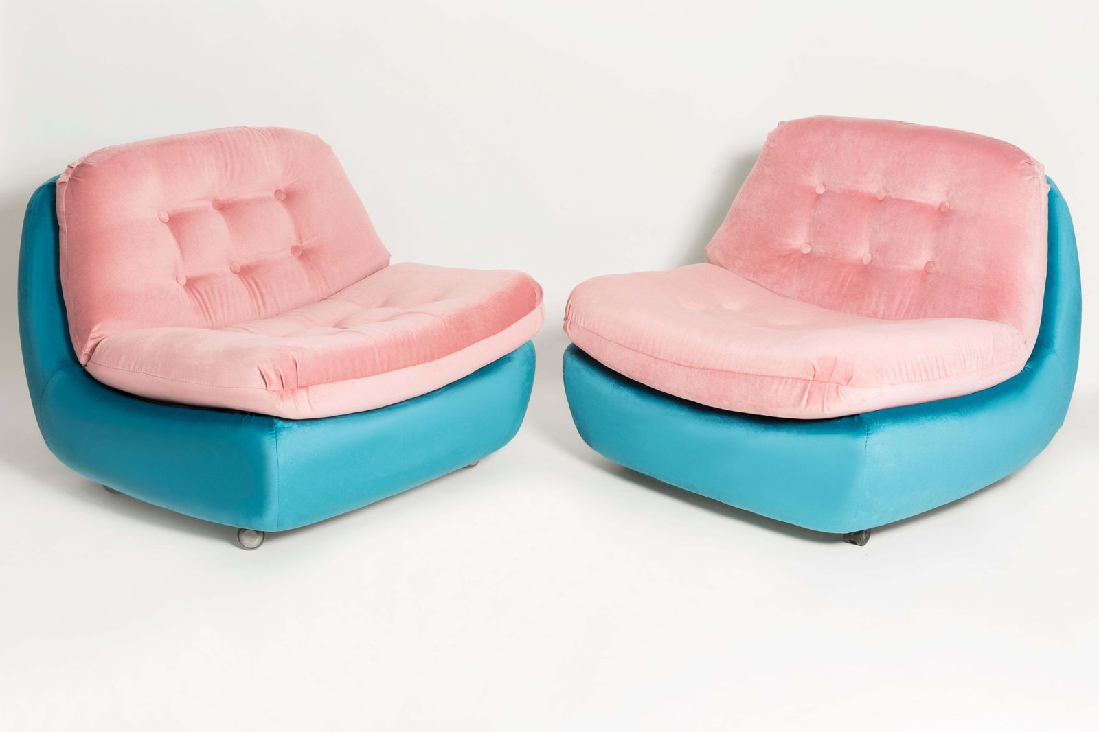 Set Of Two 20th Century Vintage Pink And Blue Atlantis Armchairs, 1960s photo furniture
