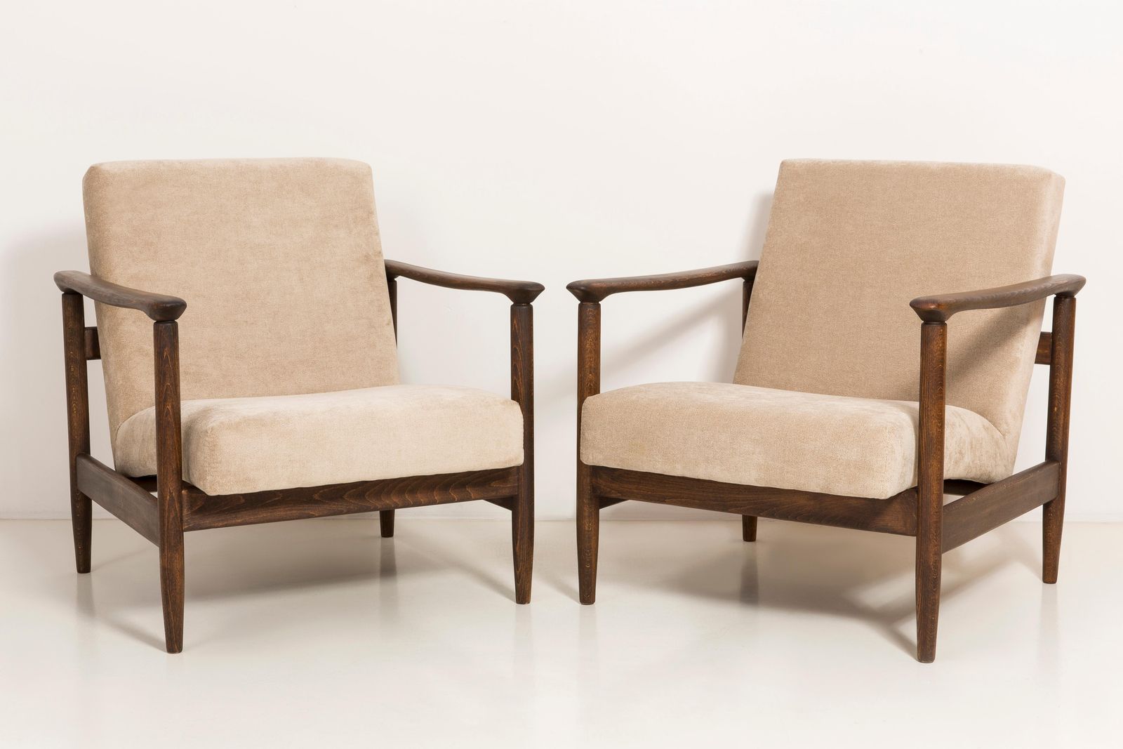 Set Of Six Mid Century Modern Beige Armchairs, Edmund Homa, 1960s, Poland photo for sale