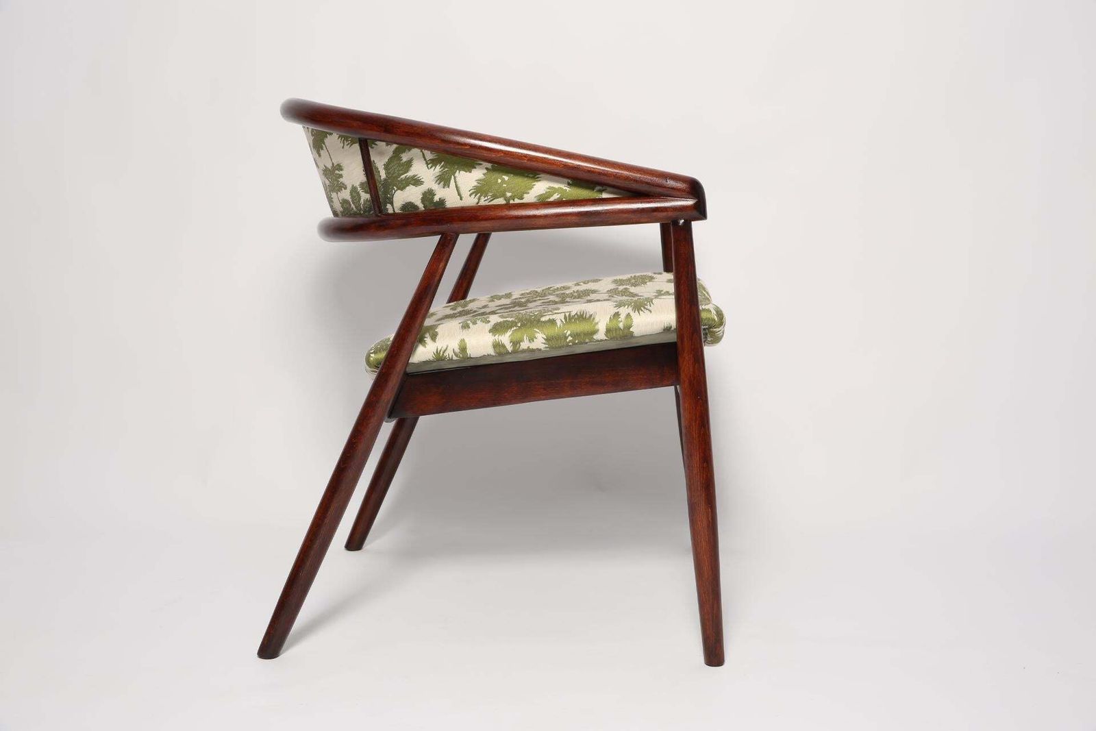 Mid Century Radomsko B 3300 Armchair, Be Bop A Lula Jacquard, 1960s, Europe photo furniture