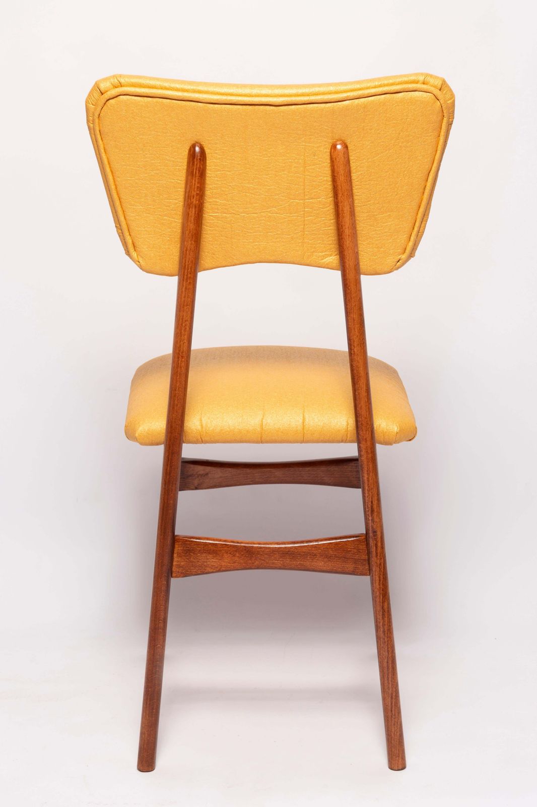 photo buy Set Of Four Mid Century Butterfly Dining Chairs, Pineapple Leather, Europe 1960s