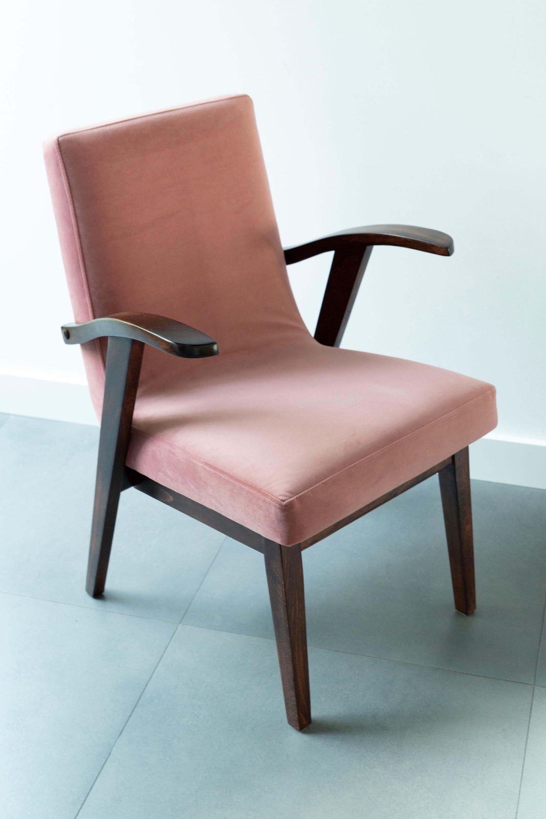 3403.0 Set Of Four Vintage Chairs In Pastel Velvet By Mieczyslaw Puchala, 1960s photo