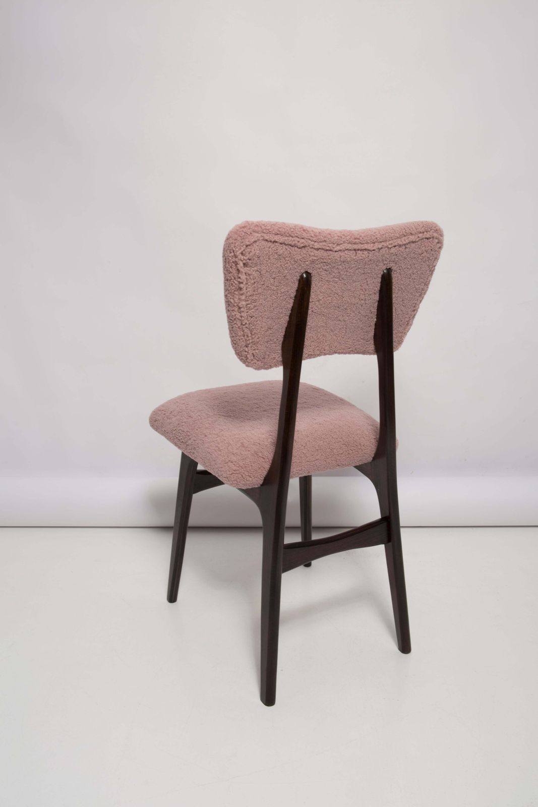 Furniture Set Of Six Mid Century Butterfly Dining Chairs, Pink Boucle, Europe, 1960s photo