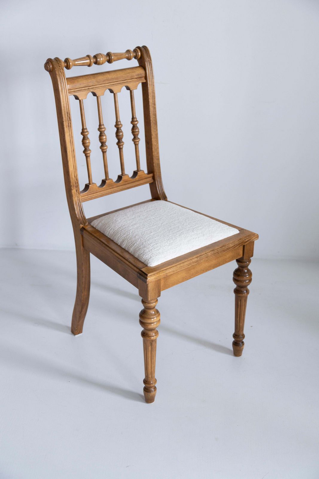 Set Of Six Mid Century Unique Chairs, White Chenille, Oak Wood, Europe, 1960s photo for sale