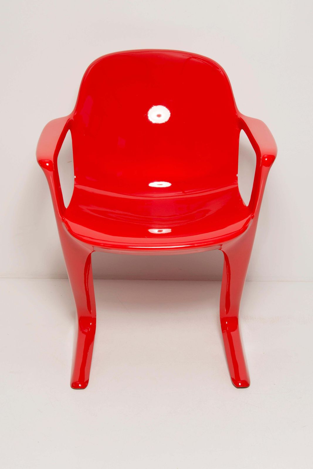 4252.0 Midcentury Beige And Red Kangaroo Chairs And Table Ernst Moeckl, Germany, 1968 photo