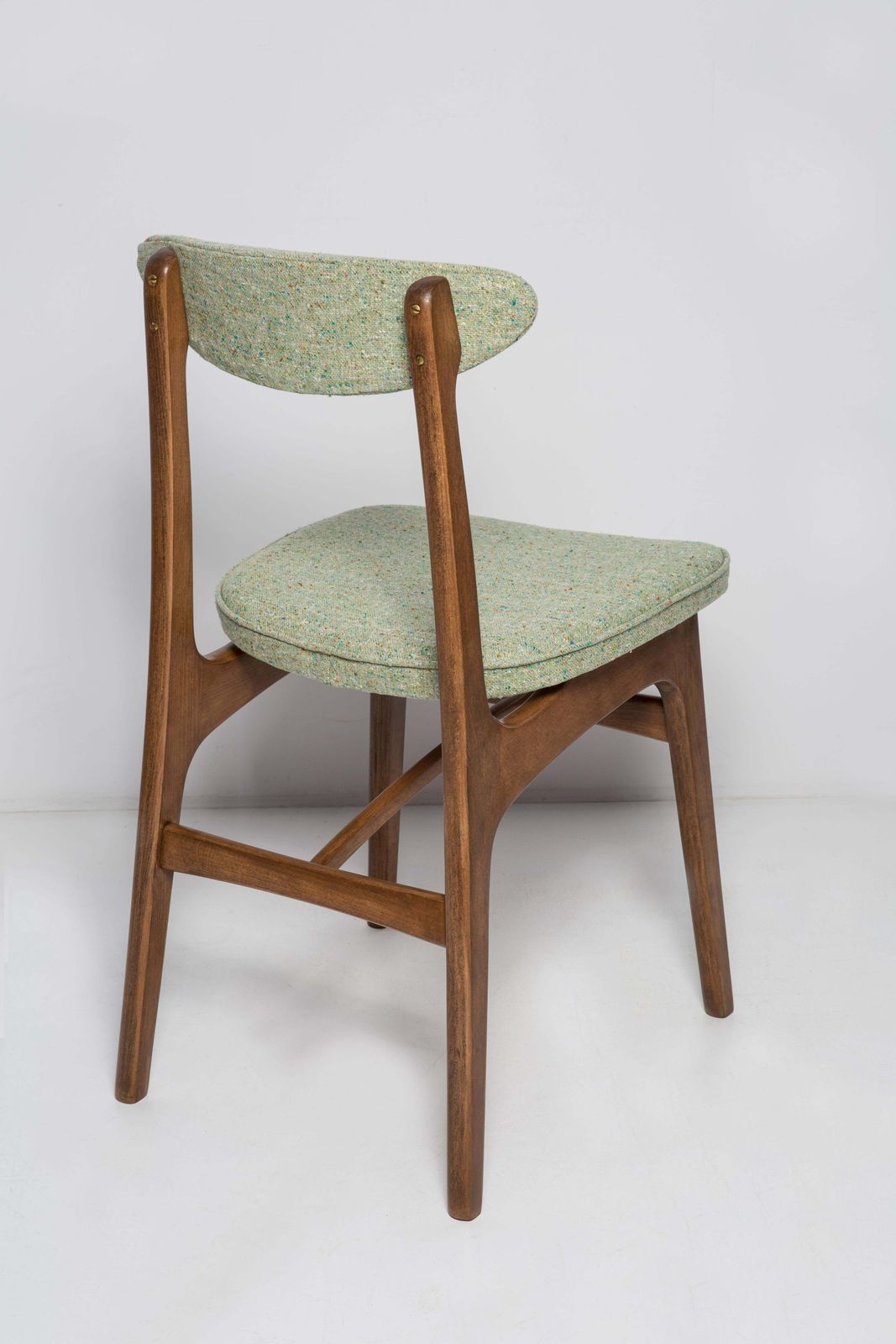 Twelve Mid Century Green Wool Chairs, Walnut Wood, Rajmund Halas, Poland, 1960s photo vinterior