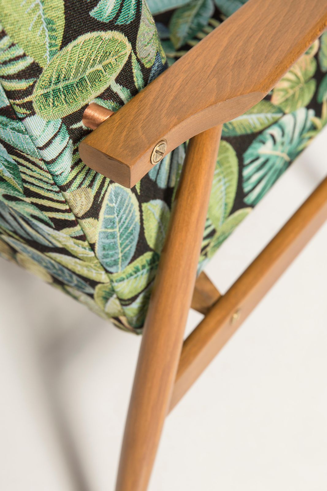 photo vinterior Mid Century Green Leaves Jacquard Dante Armchair, H. Lis, 1960s