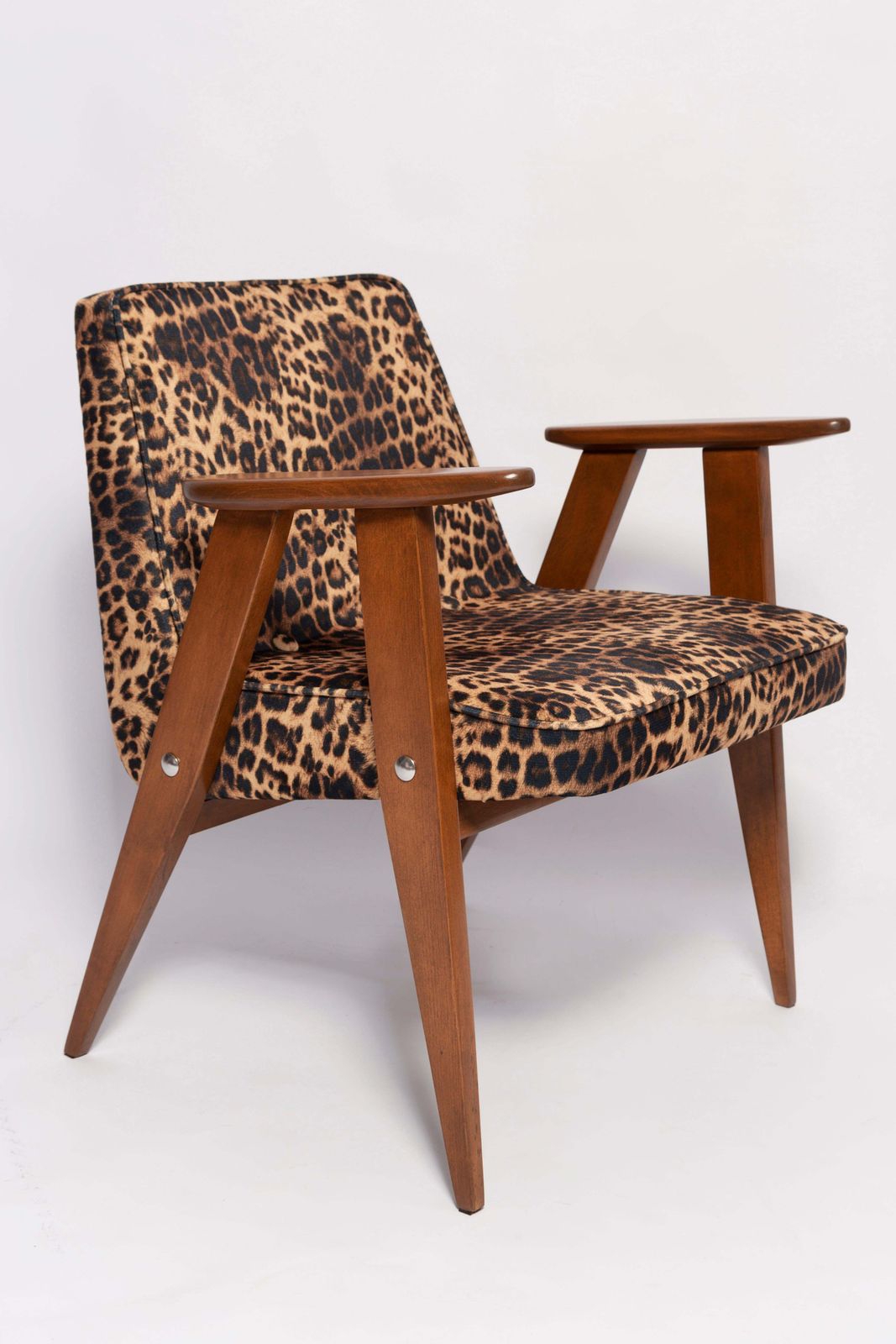 Mid Century 366 Armchair In Leopard Print Velvet, Jozef Chierowski, Europe 1960s photo Furniture