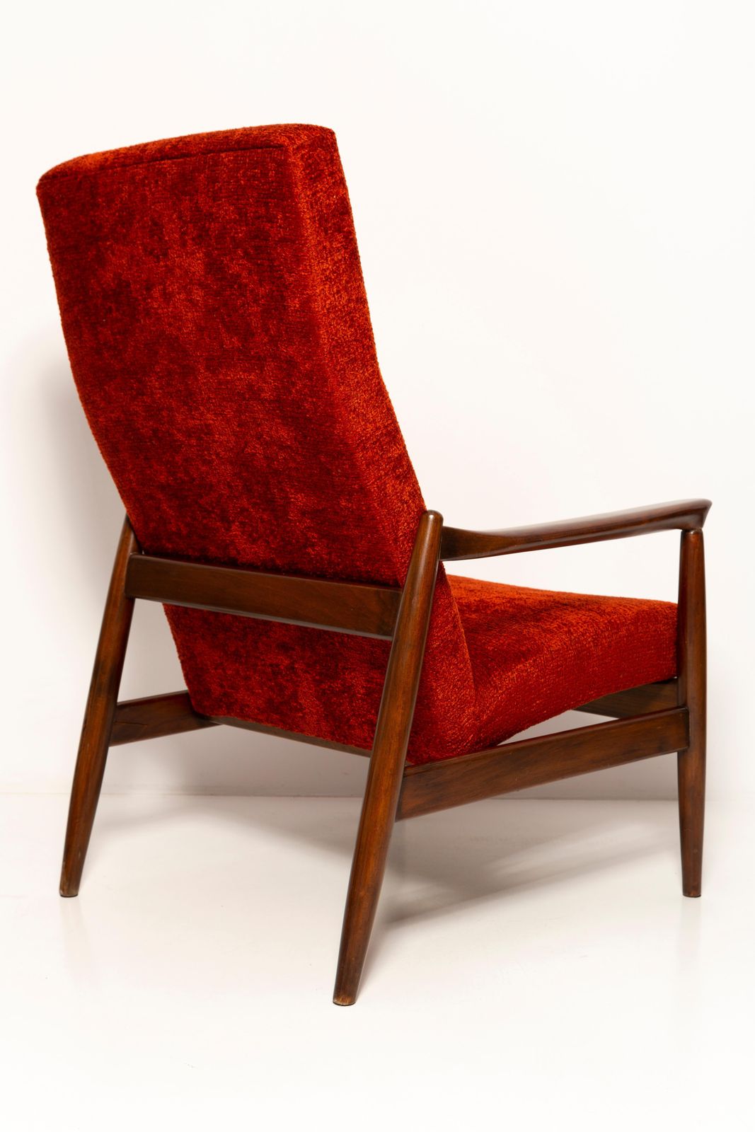 Twee Mid Century Bordeauxrode Fauteuils Gfm 64 High, Edmund Homa, Europa, Jaren 1960 photo vintage