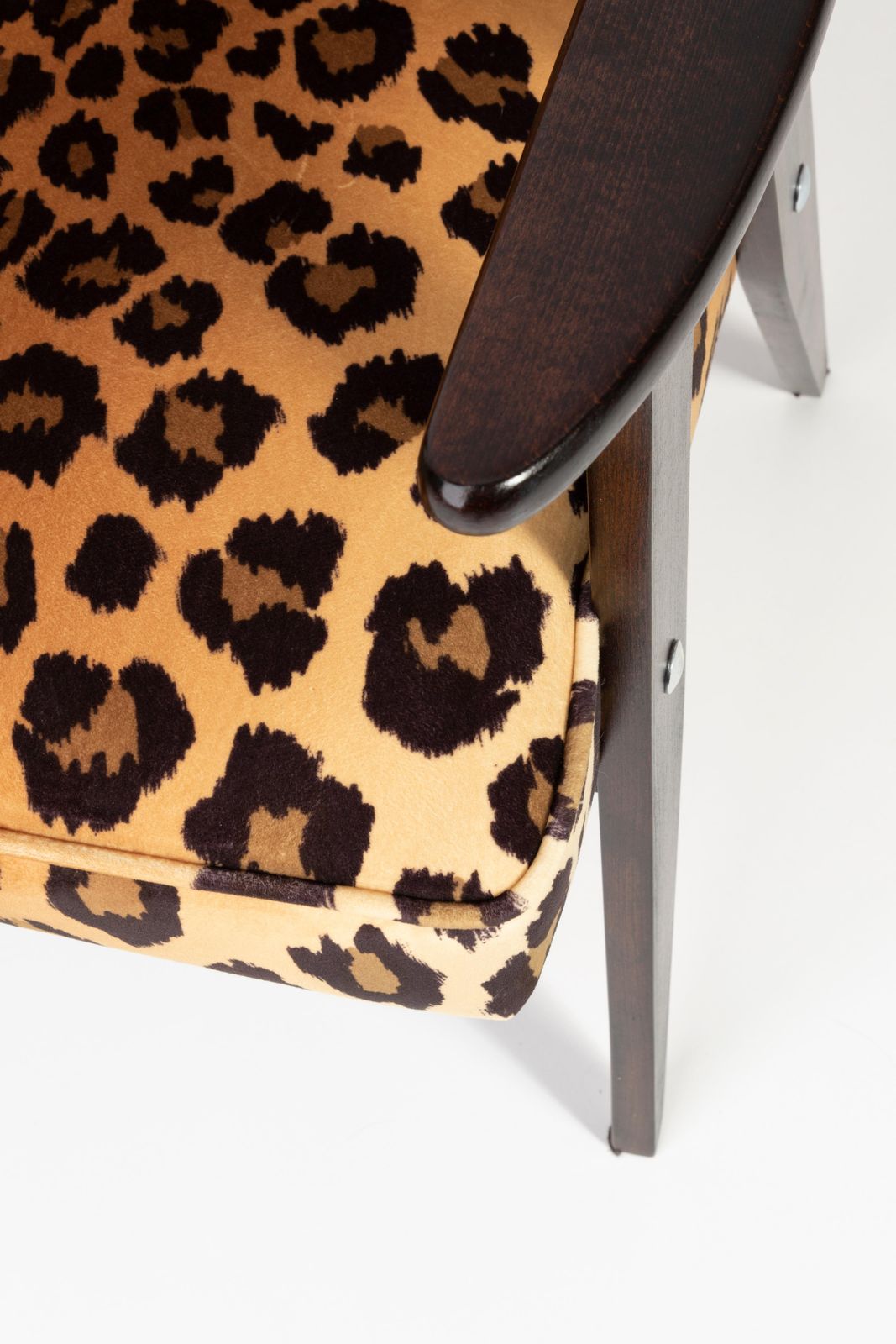 photo furniture Four Midcentury 366 Armchairs In Leopard Print Velvet, Jozef Chierowski, 1960s
