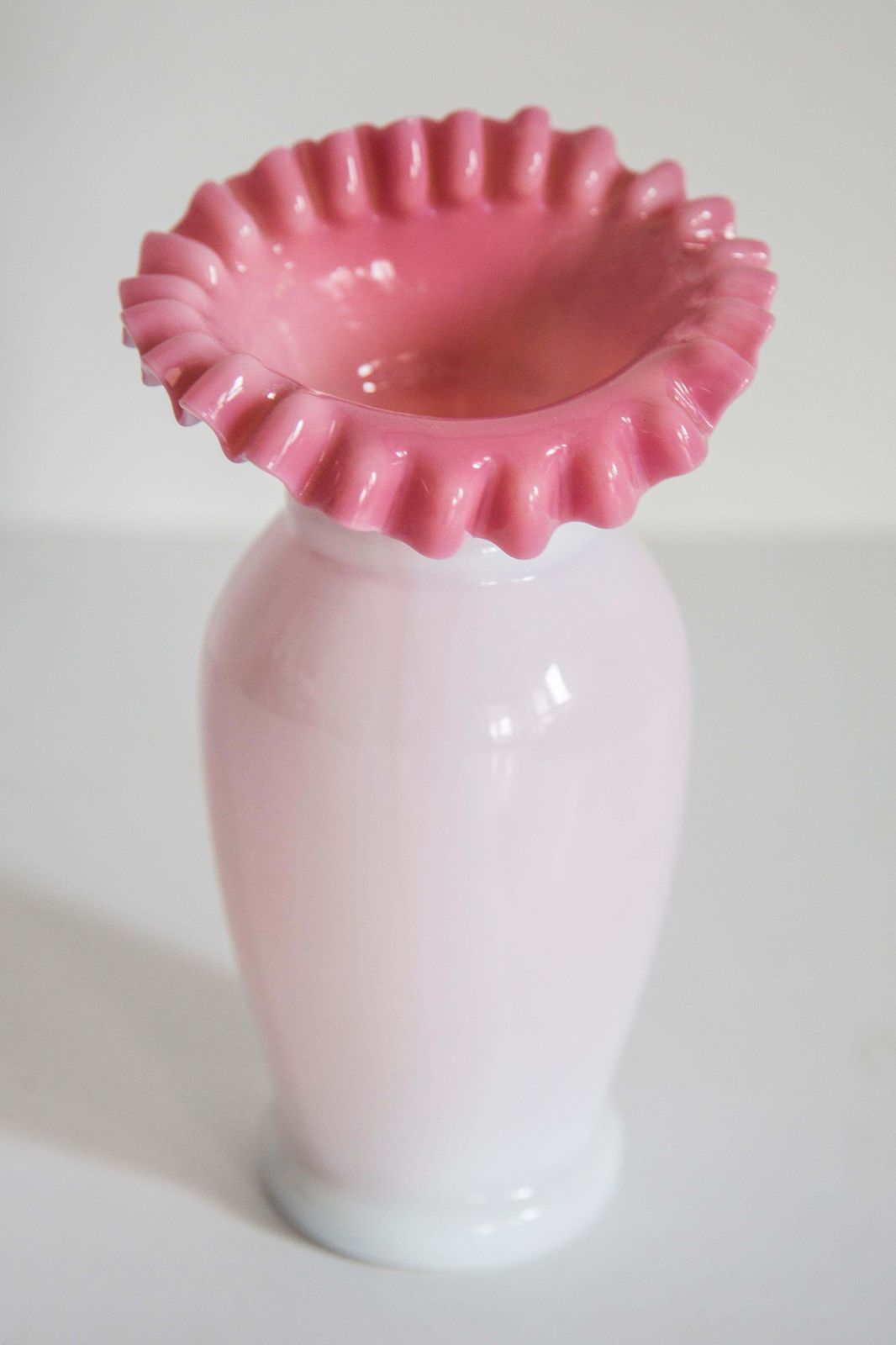 Mid Century Vintage Artistic Glass Pink Vase, Tarnowiec, Sulczan, Europe, 1970s photo 111.0