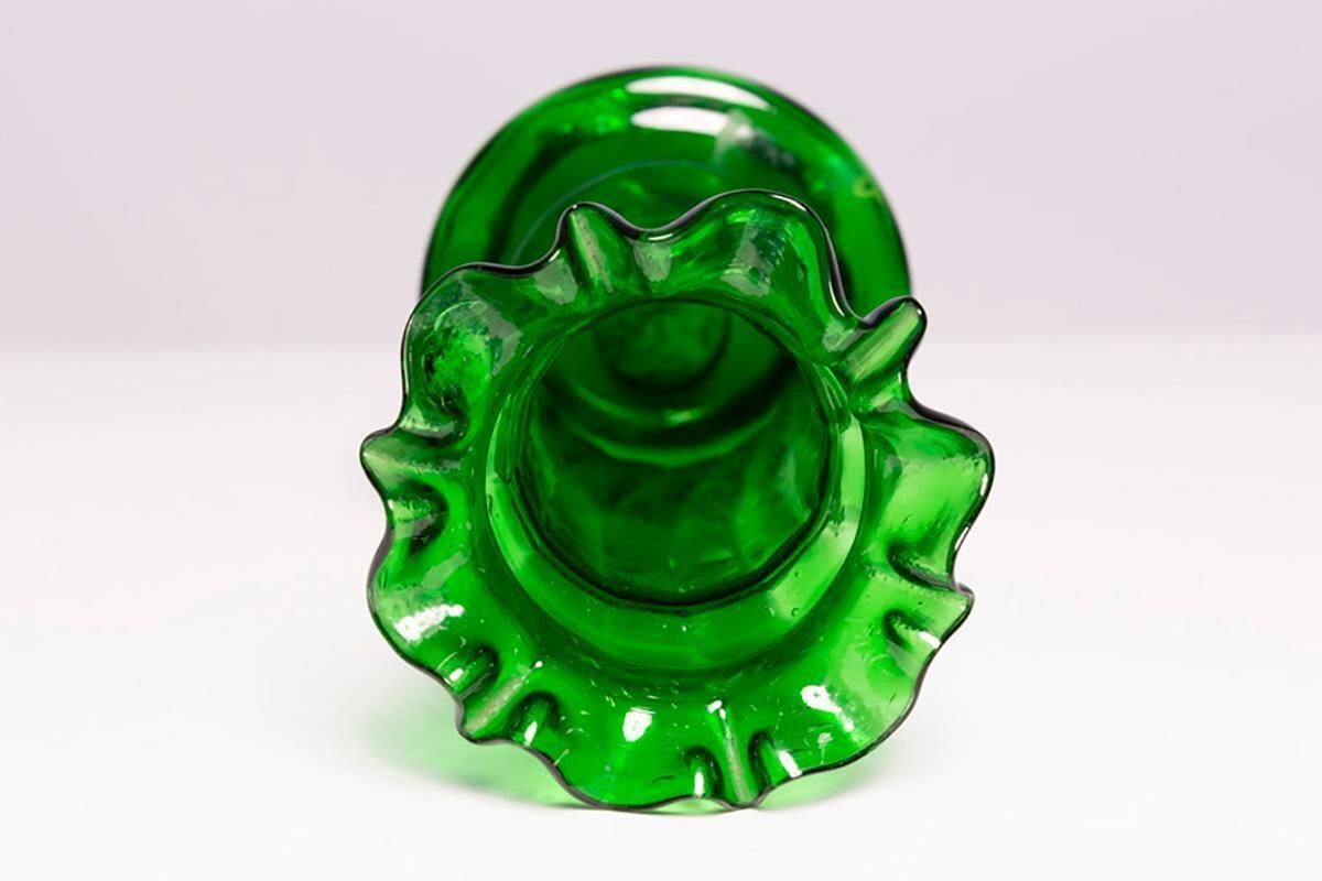 Mid Century Green Vase With Frill, Europe, 1960s photo vinterior