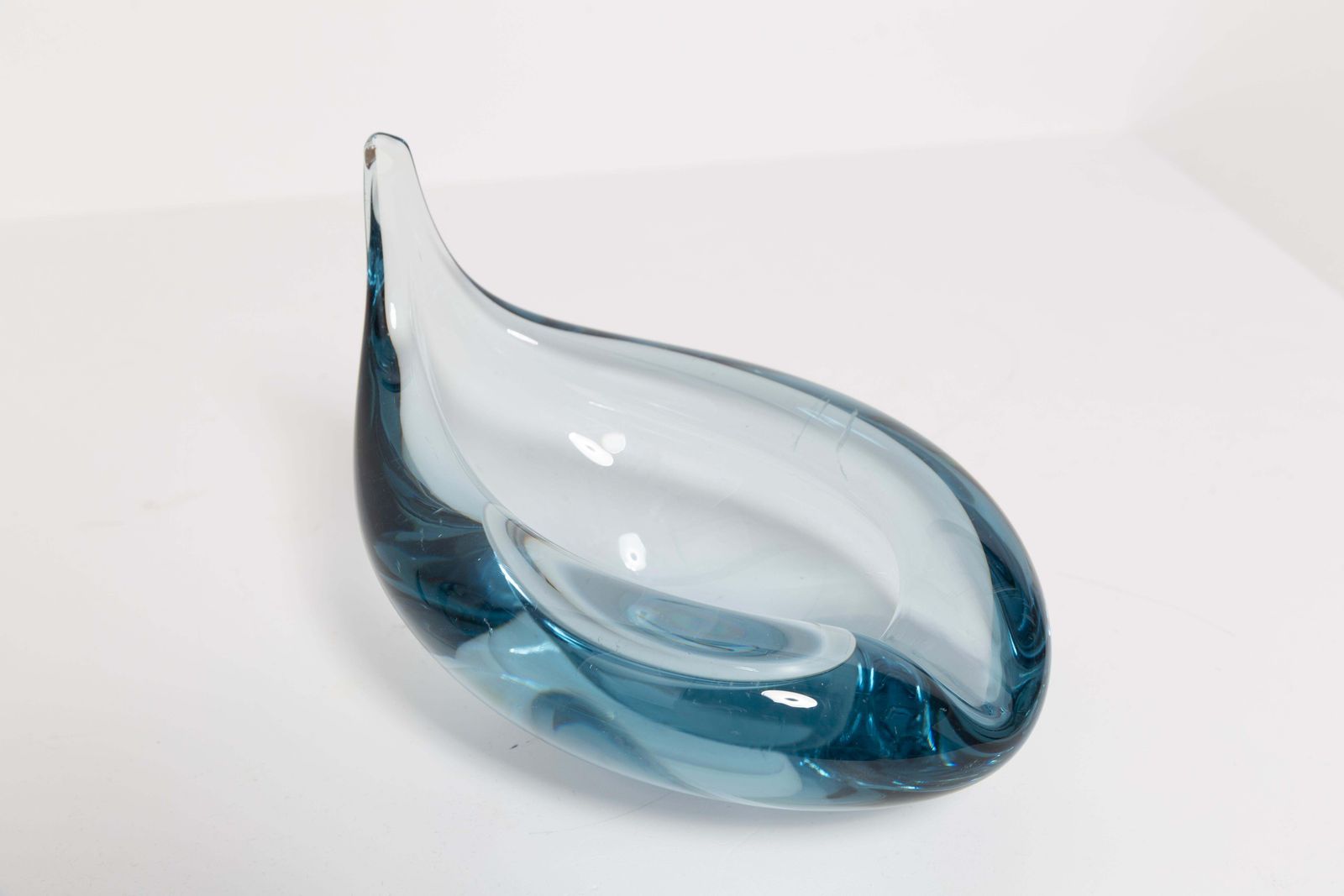 Vintage Small Blue Ashtray, 20th Century, Europe, 1960s photo vintage