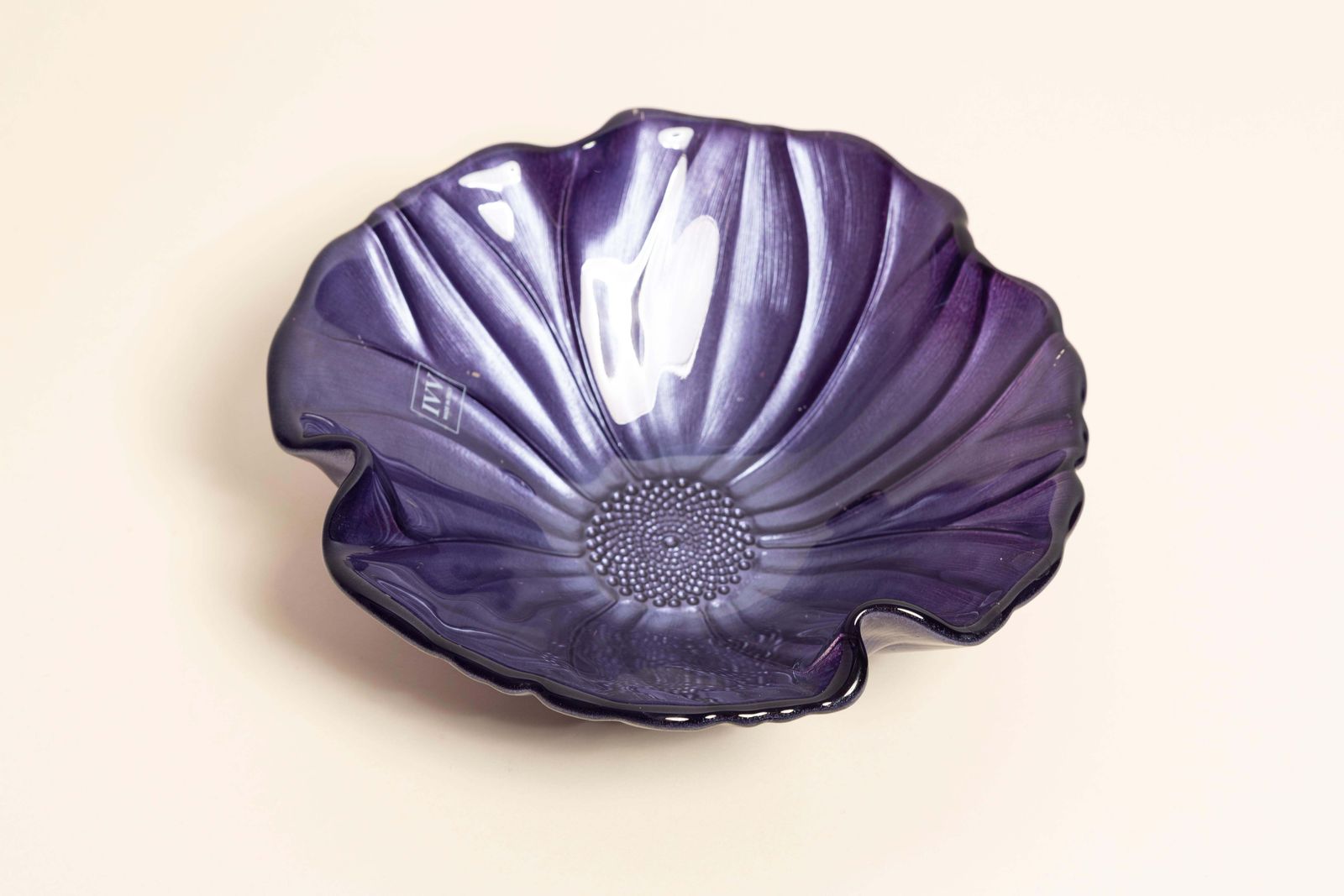 photo furniture Midcentury Vintage Violet Purple Flower Decorative Glass Plate, Italy, 1960s