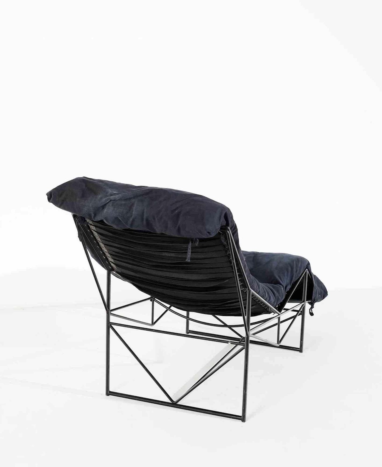 Chaise Longue By Paolo Passerini For Uvet, Italy 1985 photo furniture