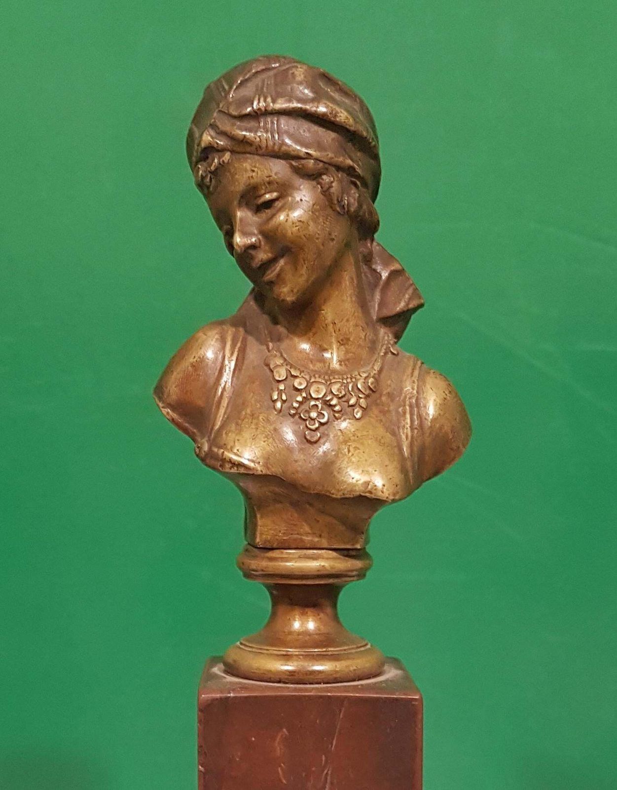 Small Bronze Bust Of Odalisque With Red French Marble Base, French Manufacture photo furniture