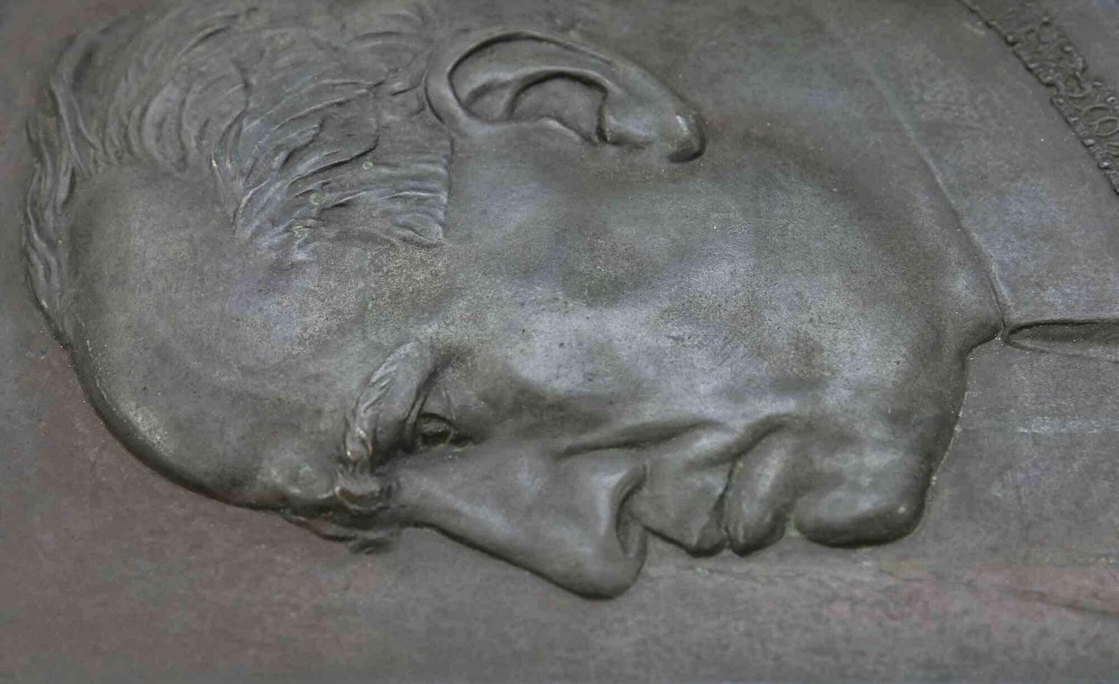 Portrait Of Benito Mussolini By Aurelio Mistruzzi, 1930s photo furniture