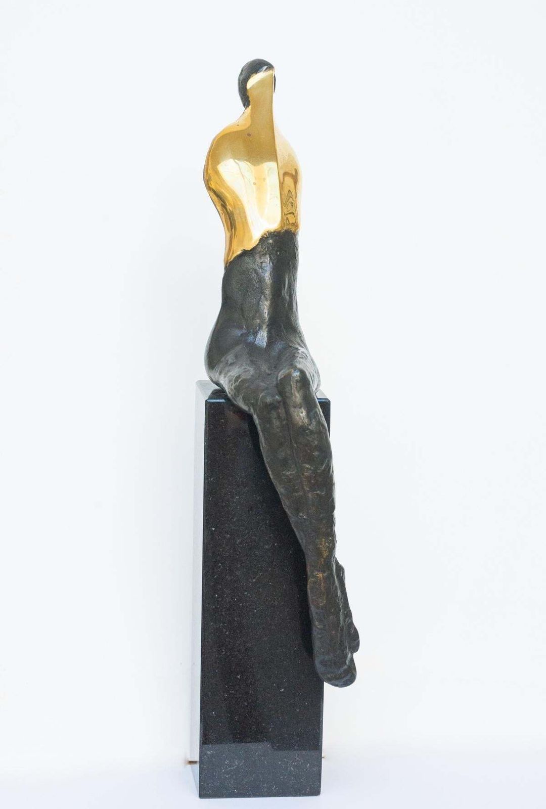 Michal Kubiaka Sitting Nude, Contemporary Bronze Figurative Original Sculture 2016 photo furniture