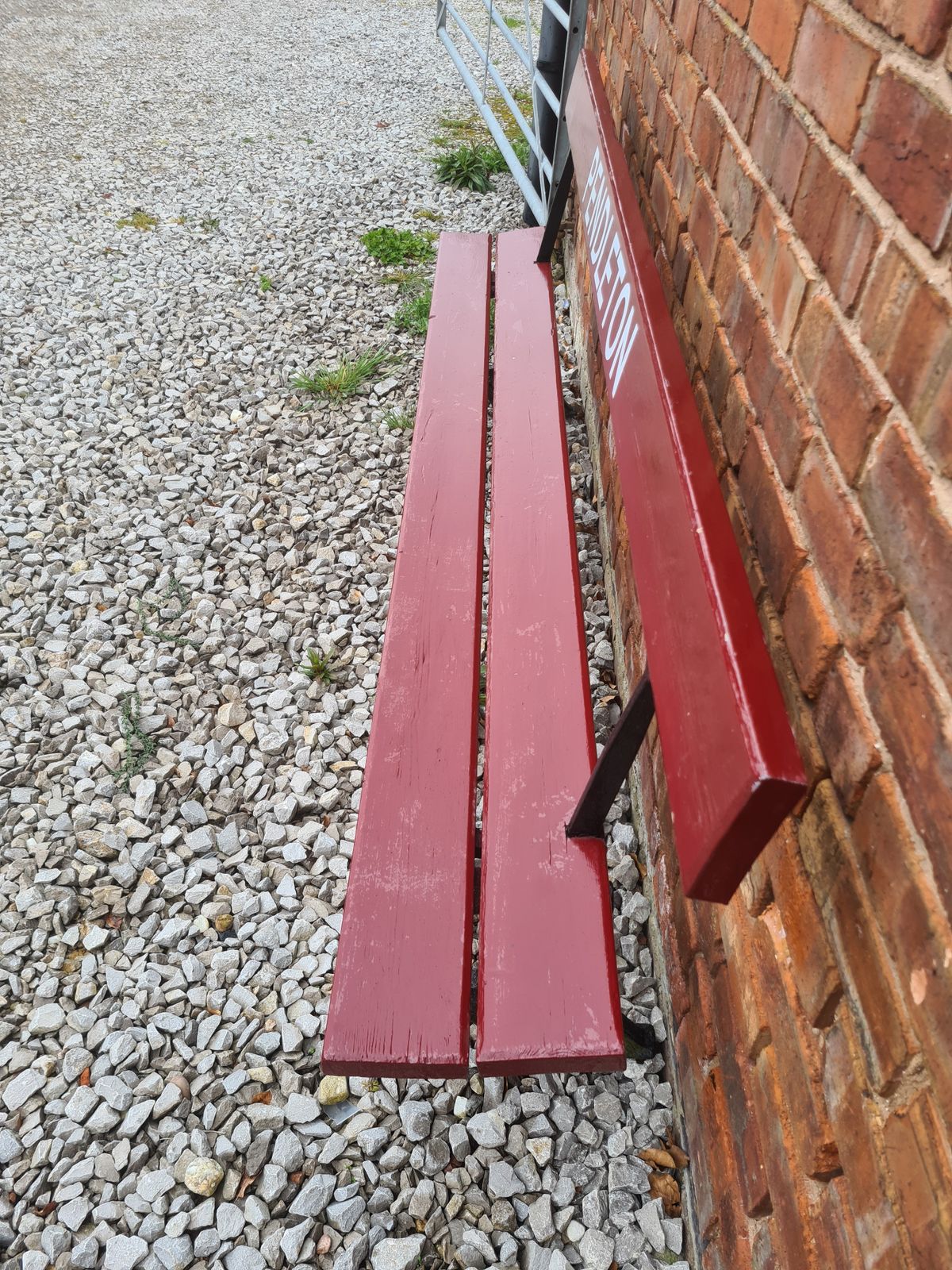 A Lovely Late 19th Or Early 20th Century Railway Station Bench  Pendleton photo vinterior