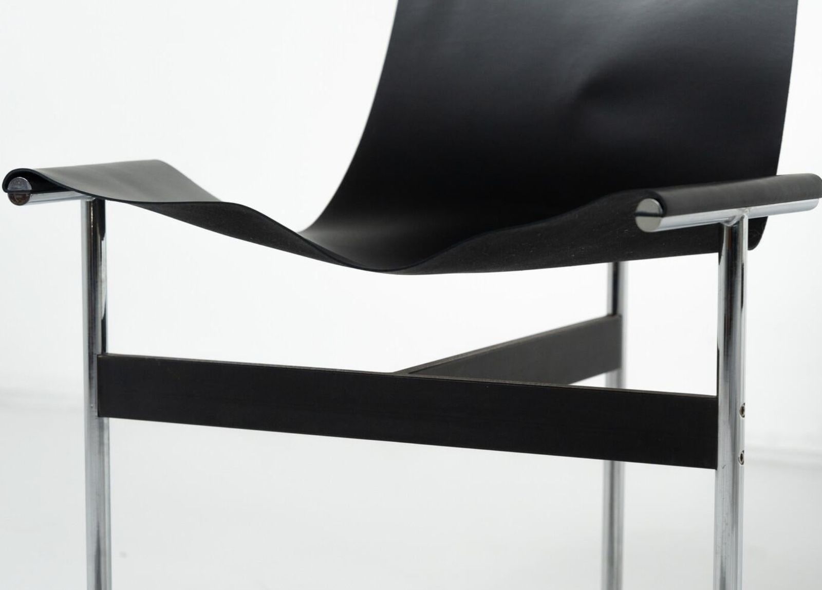 Set Of 6 “T” Chairs By Douglas Kelly, Ross Littell And William Katavolos, 1950s photo furniture