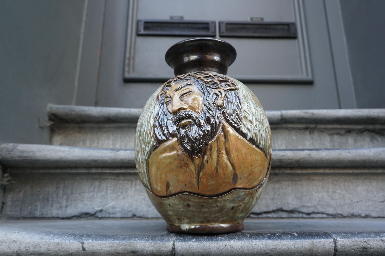 1020.0 Ceramic Vase Of  Christ By Losson Belgium photo