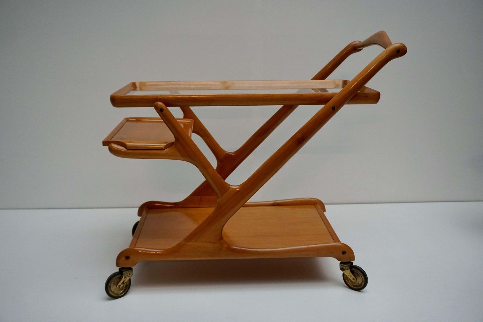 Elegant Wooden Bar Cart Serving Trolley, Italy, 1950s photo vintage