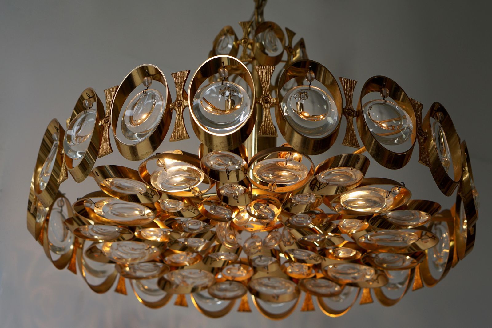 photo vinterior Palwa Chandelier Or Pendant Light, Gilt Brass And Crystal Glass, 1970