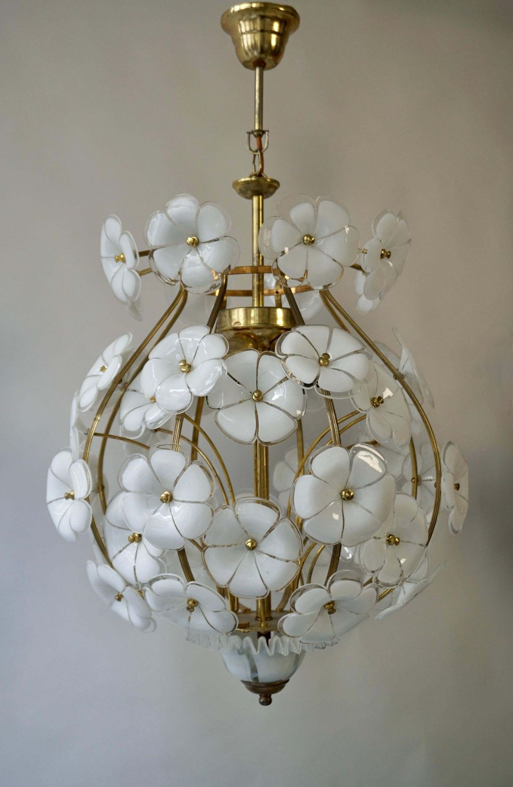 One Of Two Elegant Murano Glass Flower Sputnik Style Chandelier photo 3272.0