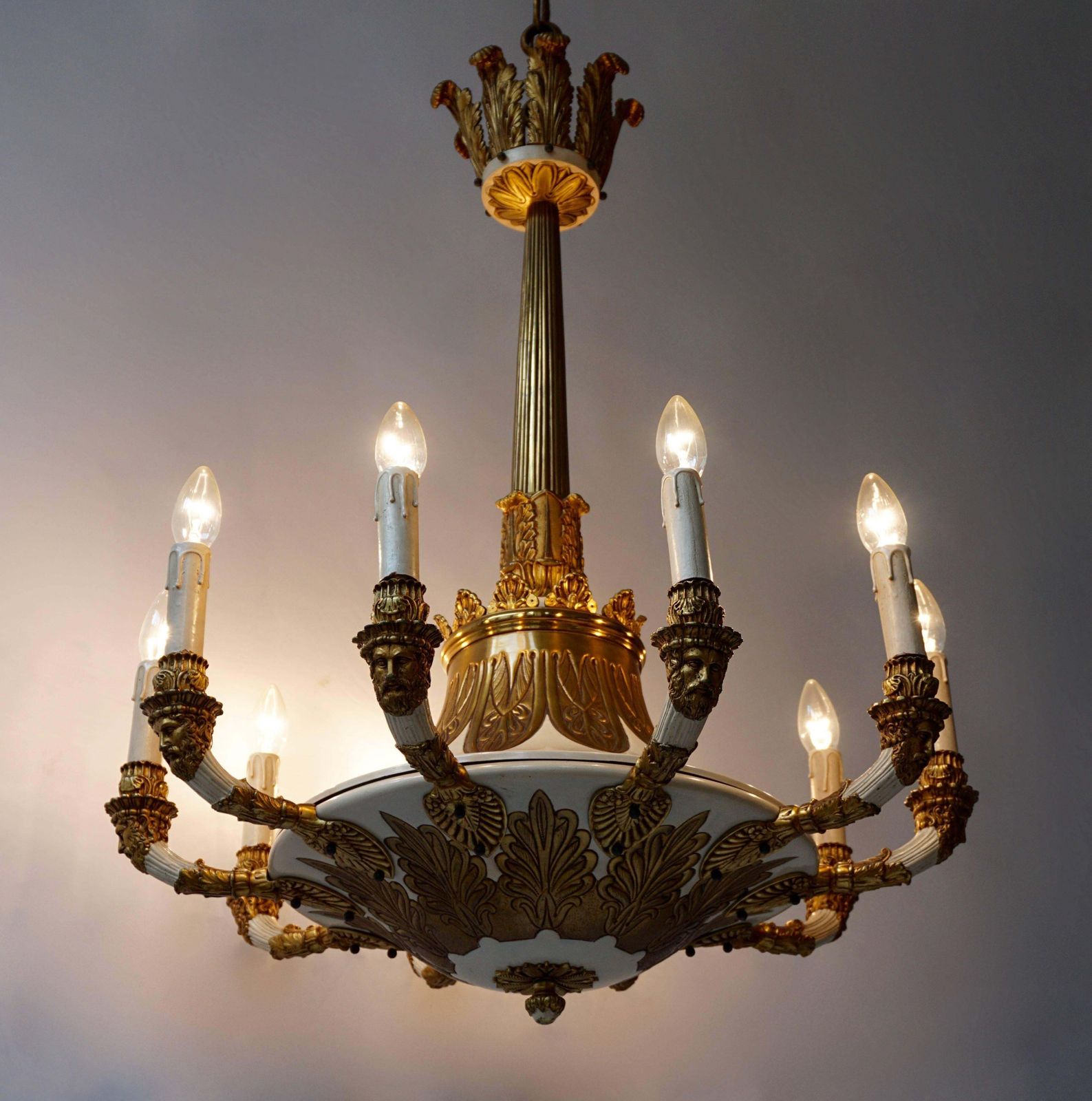 Spectacular Ten Arms Brass White Painted Chandelier With Men's Head photo furniture