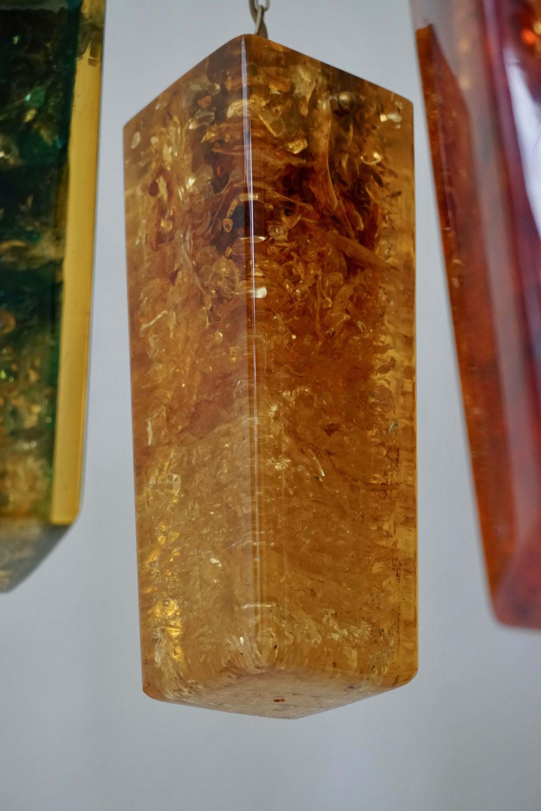 photo furniture Pierre Giraudon Fractal Resin Shatterline Chandelier
