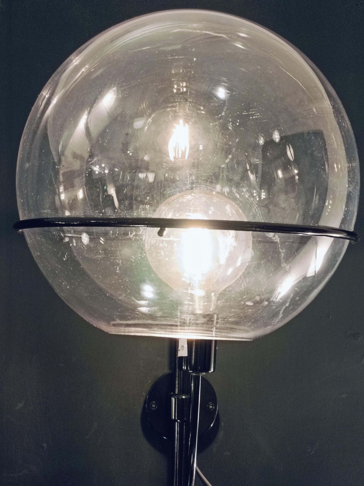 photo furniture Vico Magistretti For Oluce Wall Lamp "Lyndon 160," Italy 1980s